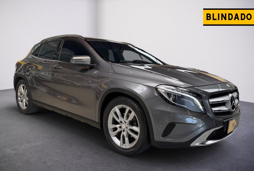 MERCEDES-BENZ GLA 200 1.6 CGI ADVANCE 16V TURBO FLEX 4P AUTOMÁTICO 2015/2015